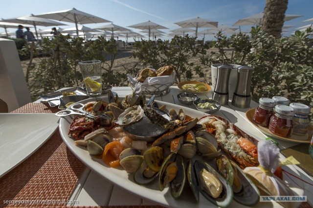 Д.Р. в Бурдж Аль Араб