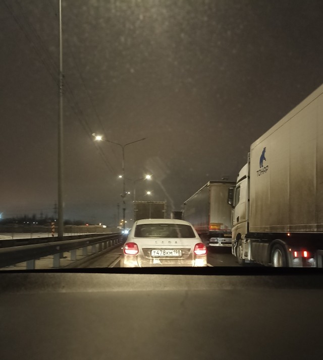 Ура к нам Василий Васильевич приехал.