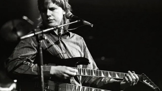 Музыка и музыканты: Jeff Healey-слепой музыкант