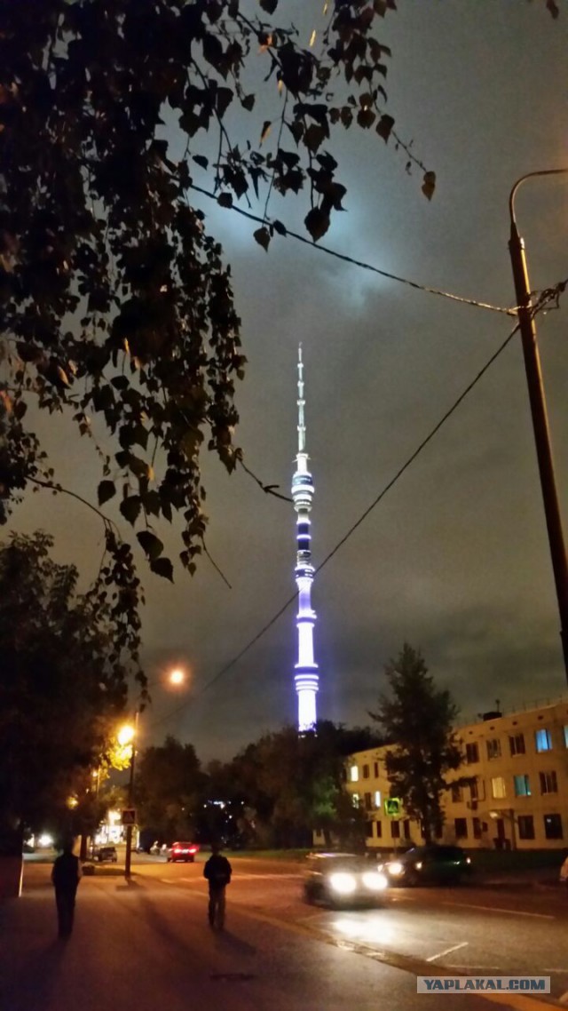 Мне нравится смотреть на город из моего окна,