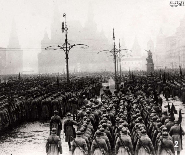 История в фотографиях