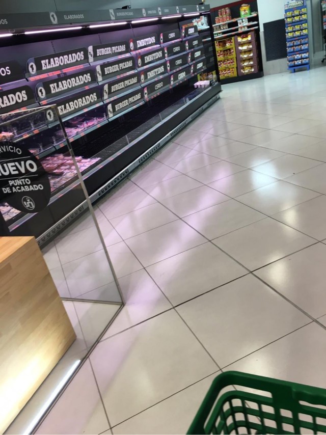 Продуктовые магазины в Дюльмене. Германия, земля Северная Рейн-Вестфалия