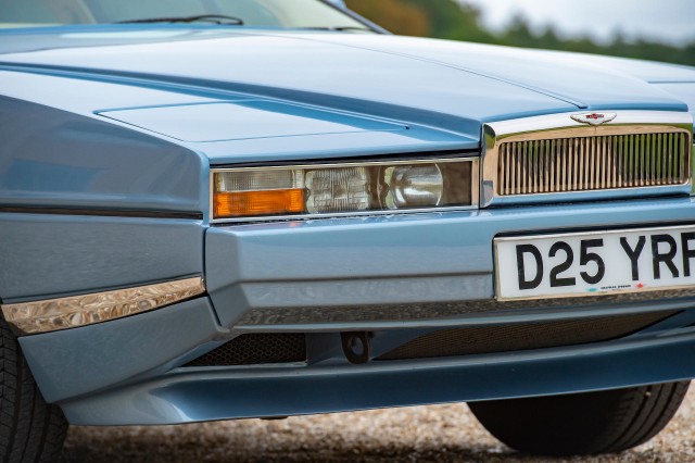 Aston Martin Lagonda: компьютер на колесах, или машина будущего, отправленная в прошлое