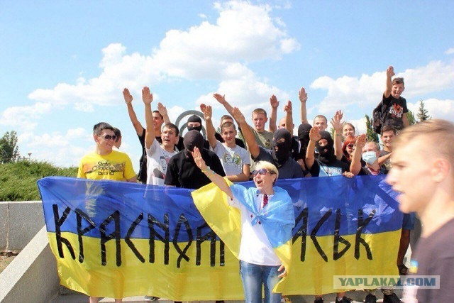 Где-то совсем рядом с нами...