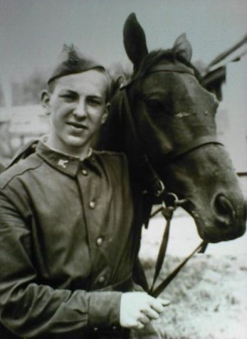 С наступающим сильную половину.