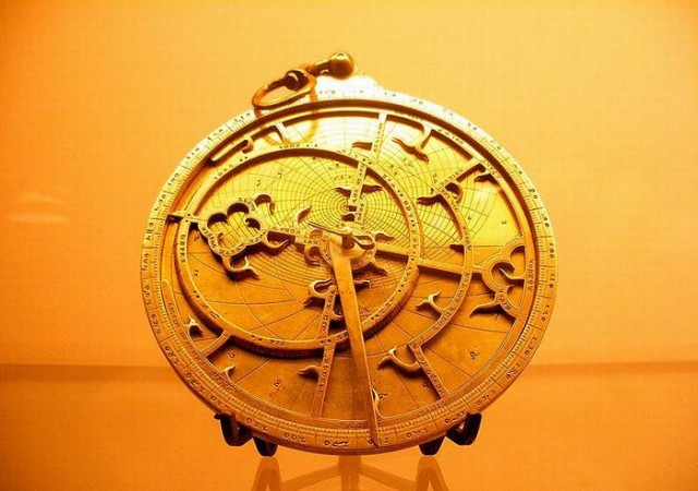 Астролябия - старинный астрономический прибор