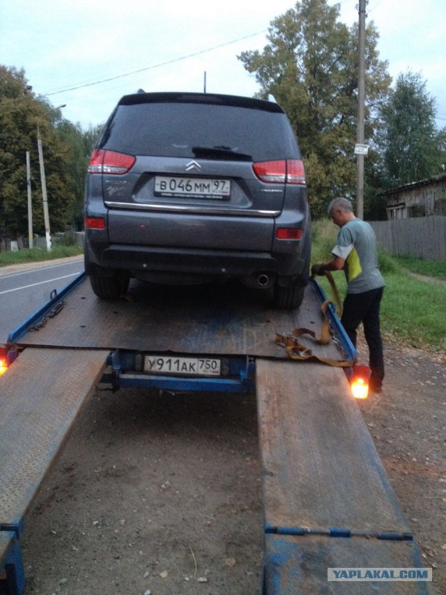 Съездил  на ремонт к официальному дилеру, месяц уже без машины :(