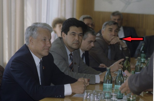 Губернатор Кемеровской области Тулеев подал в отставку