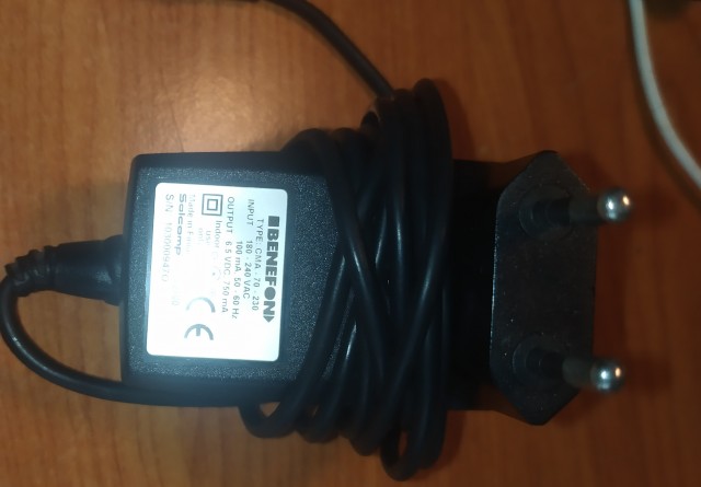 Benefon Dragon NMT-450