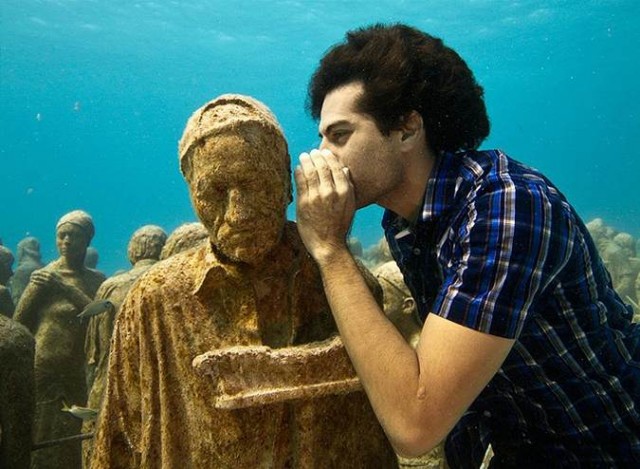 Расскажи статуям о потеплении