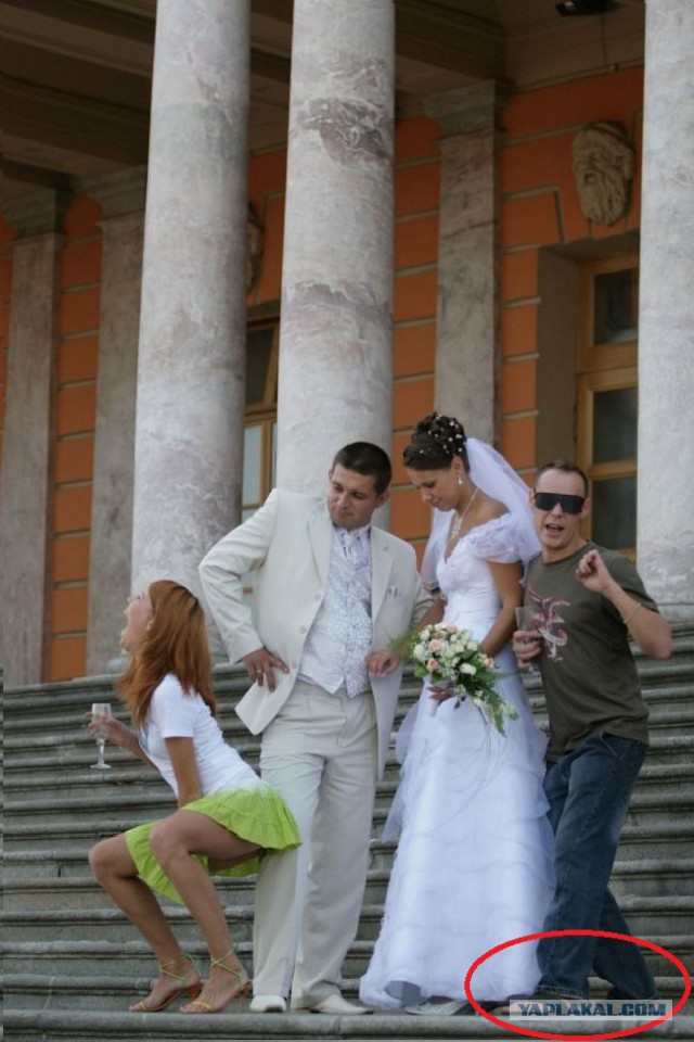 Свидетельница на свадьбе :)