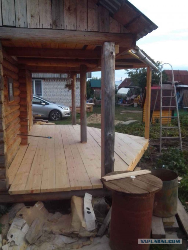 Продолжение бани-беседка.