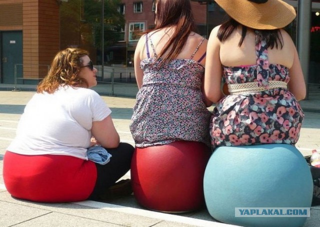 35 фото из серии "Показалось"