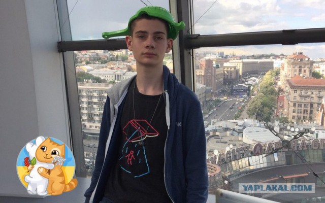 Про Сашу Спилберг