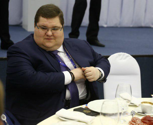 Генпрокурор Юрий Чайка проверит мусорный бизнес своего сына Игоря Чайки