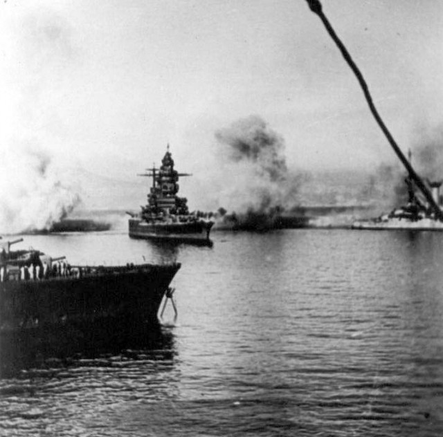 Операция «Катапульта»: Как британцы добивали французский флот в 1940-м году.