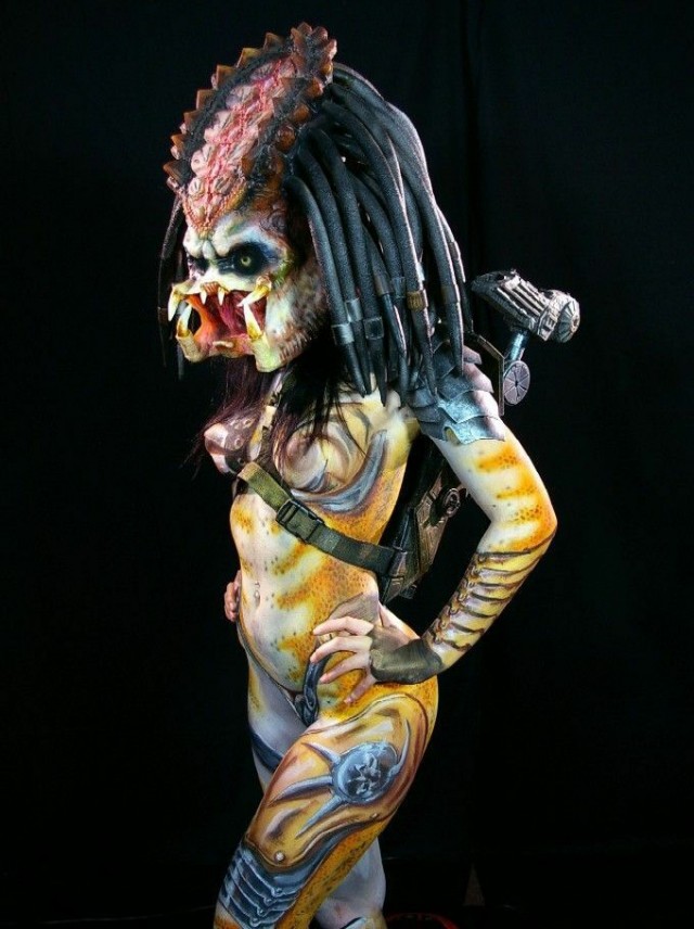 “Predator girl“ - пикчи из тырнетов!