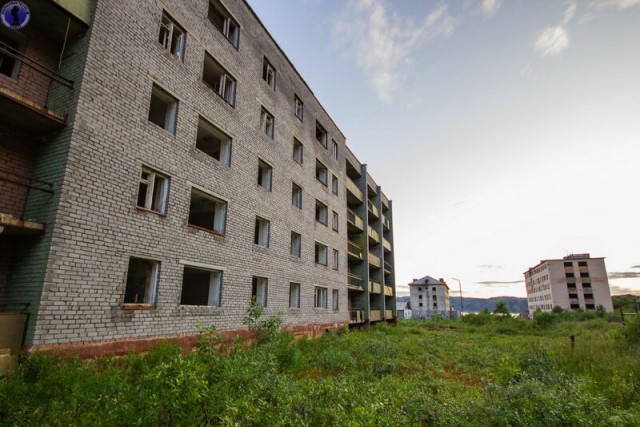 Заброшенная в Арктике ВМБ "Порт-Владимир" на острове Шалим