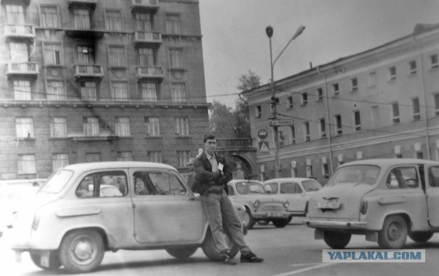А какая была ваша первая тачка?