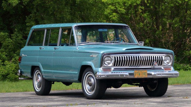 Мотор от Renault, два моста без рамы и вторая жизнь в Китае: история Jeep Cherokee XJ