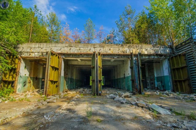 Заброшенная позиция ядерных ракет Р-9А "Долина" 390-го ракетного полка. Масштабы поражают!