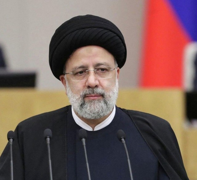 Вертолет, на борту которого находился президент Ирана Ибрагим Раиси и министр иностранных дел Ирана Хосейн Амир Абдулахиян, потерпел аварию в регионе Восточного Азербайджана.