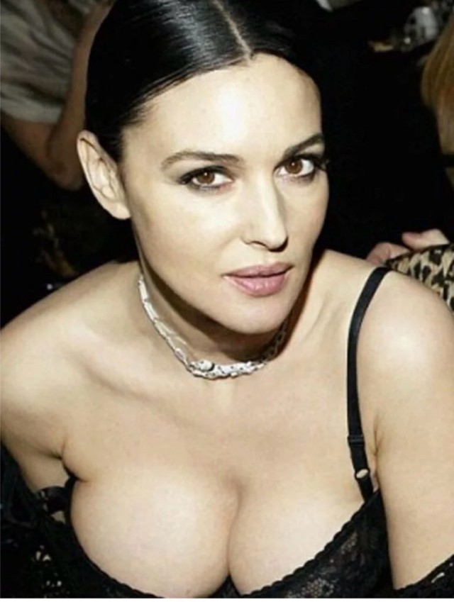 Какая актриса, на Ваш взгляд, самая красивая в мире?