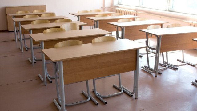 В московской школе отец пятиклассника напал на учителя