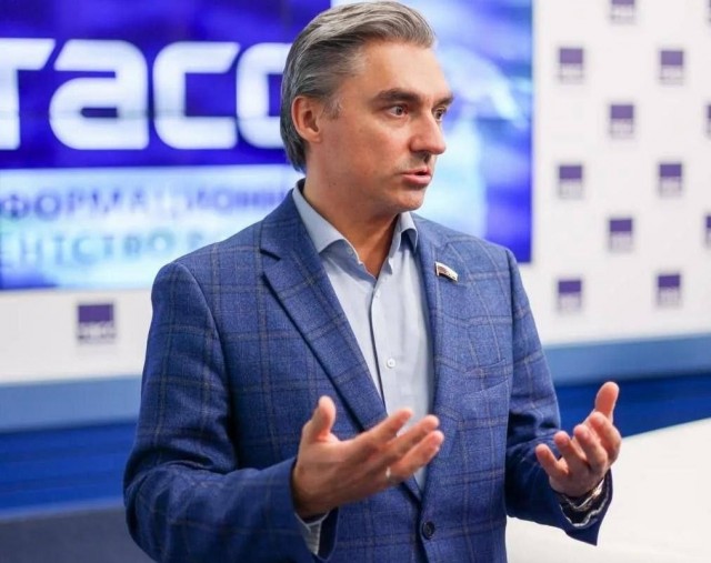 Депутат Свинцов предрек исчезновение бесконечной ленты новостей в соцсетях