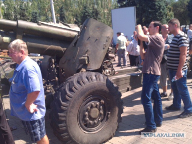 Марш пленных в Донецке 24.08.2014