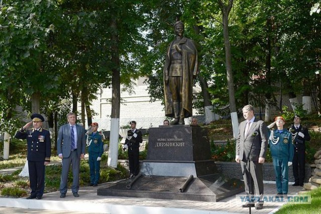 Вслед за Уралом против памятника Николаю II выступил Киров
