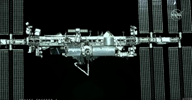 SpaceX запускает космический корабль Сrew Dragon