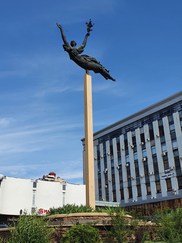 Белгород – город в котором хочется умереть… от скуки