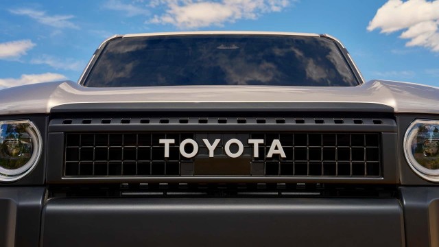 Toyota смогла удивить. Представлен Land Cruiser Prado 2024 — первый по-настоящему новый Prado за 14 лет
