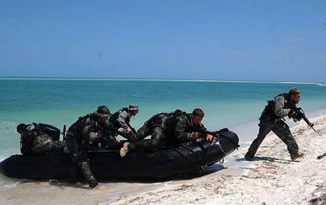 Под видом учений в Аргентине США собирают коалицию против Венесуэлы