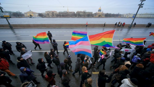 Однополая пропаганда: США оплачивают борьбу с законом о гомосексуализме в РФ
