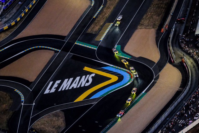WEC: Стартовал марафон "24 часа Ле-Мана"