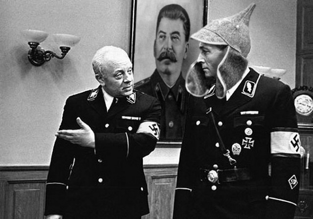 Сара просто не не понимает, что это - другое