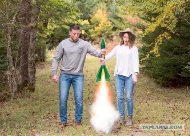 Фотожаба: семья в лесу