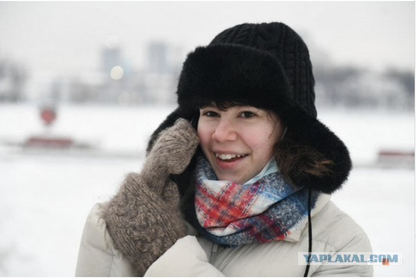 Девочку из Екатеринбурга, которую назвали "лицом протеста", вызвали в полицию.