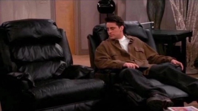 Умер Мэттью Перри (Чендлер из «Друзей»)