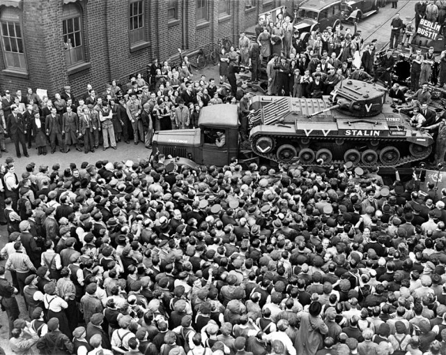 1941 год в 28 фотографиях