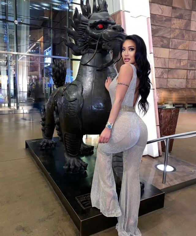 Пятничные Дамы (двойной расклад) 04.04.2025