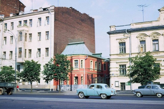 Москва и москвичи. Двадцатый век. 21.04.25