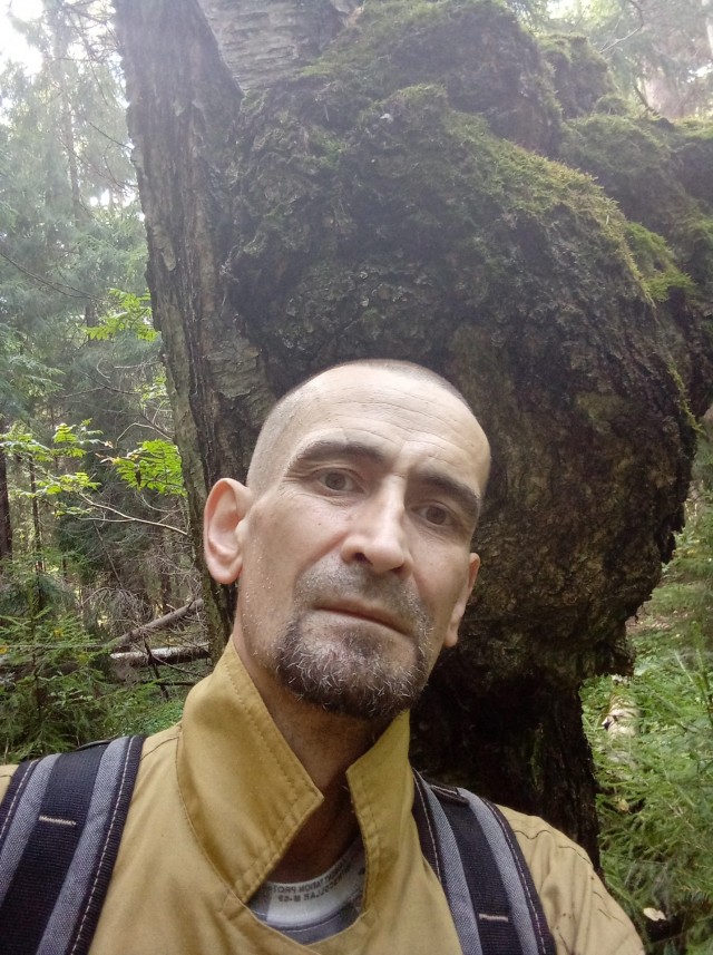 Много тем про огромные жопы, целлюлит на пятках. Где болтовня про тощщих?