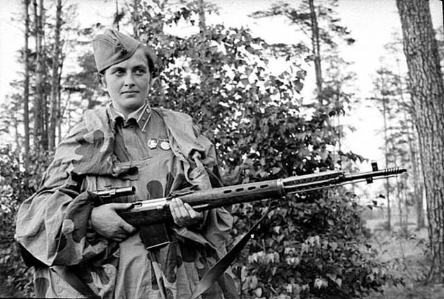 Неканонические военные и послевоенные фотографии времен Второй Мировой войны