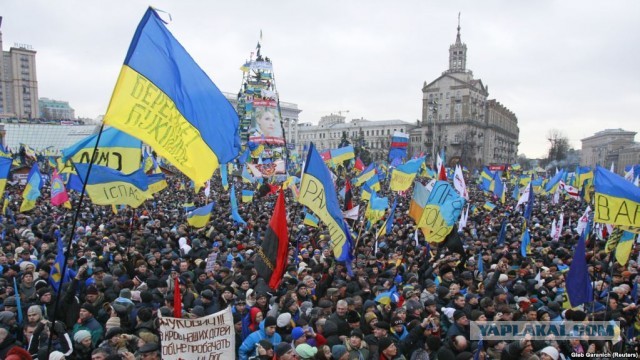 Под Харьковом упал и загорелся самолёт
