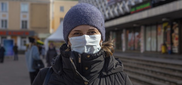 Первый российский регион объявил об отмене обязательного ношения масок