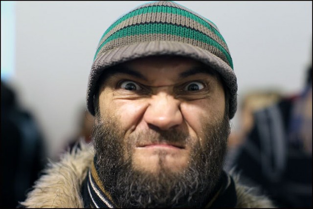 Провайдер сдал россиянина полиции из-за посещения "подозрительных сайтов"