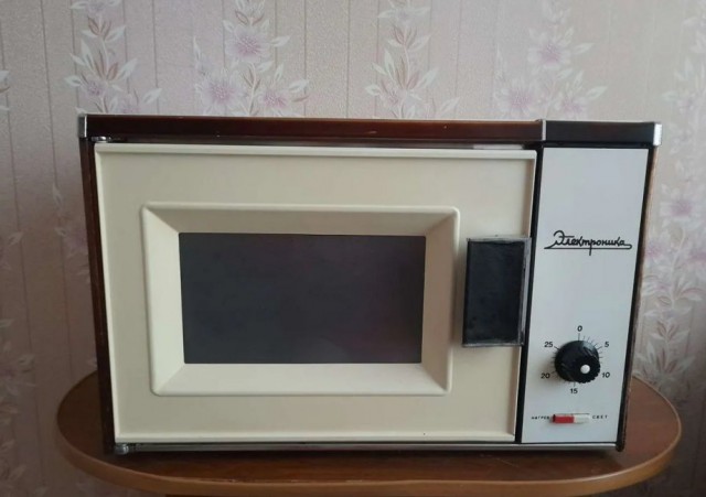 Девушка, которая буквально живёт в прошлом